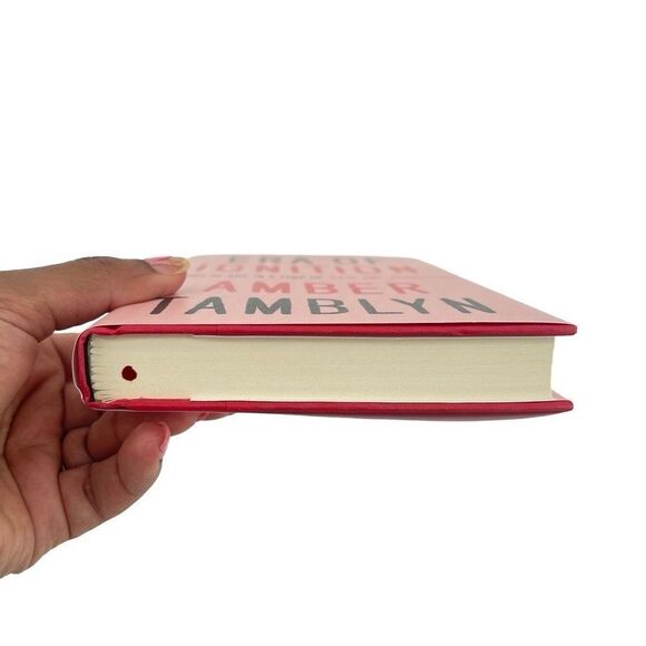 Era of Ignition: Coming of Age in a Time of Rage and Revolution by Amber Tamblyn - Picture 9 of 11